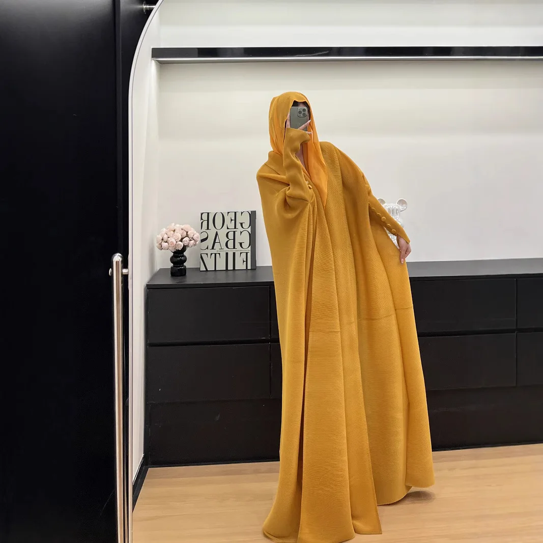 Pleated Trench Coat Women's Solid Colour Bat Sleeve Loose Jacket Miyake 2025 Summer New Casual Versatile Large Size Abaya Robe
Pleated Trench Coat Women's Solid Colour Bat Sleeve Loose Jacket Miyake 2025 Summer New Casual Versatile Large Size Abaya Robe