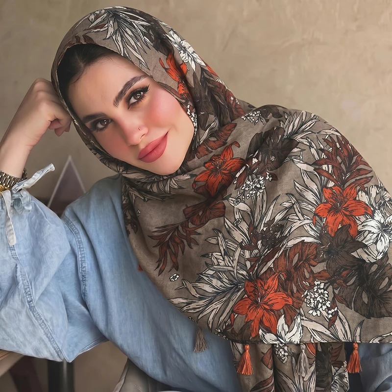 Vintage Tassel Edge Hijab Floral Print Scarf Breathable Headscarf for Women Beach Vacation Modest Muslim Neck Head Accessory
Vintage Tassel Edge Hijab Floral Print Scarf Breathable Headscarf for Women Beach Vacation Modest Muslim Neck Head Accessory