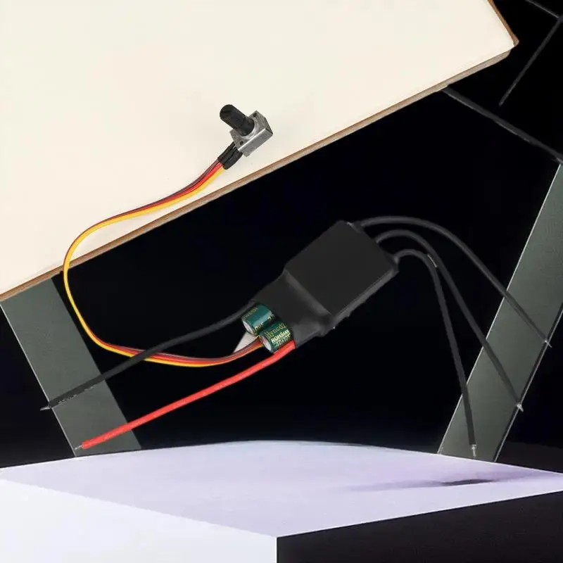 Драйвер бесщеточного двигателя постоянного тока 7-24 В, 200 Вт — 3-фазный контроллер BLDC с контролем скорости потенциометра, компактный и эффективный
Драйвер бесщеточного двигателя постоянного тока 7-24 В, 200 Вт — 3-фазный контроллер BLDC с контролем скорости потенциометра, компактный и эффективный