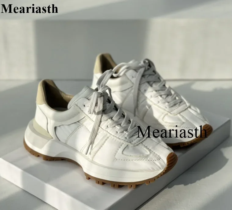 2024 Spring Autumn Women Luxury Sports Shoes New Color Block Popular Trendy Soft Sole Casual Couple Sneakers Zapatos De Mujer 45
2024 Spring Autumn Women Luxury Sports Shoes New Color Block Popular Trendy Soft Sole Casual Couple Sneakers Zapatos De Mujer 45