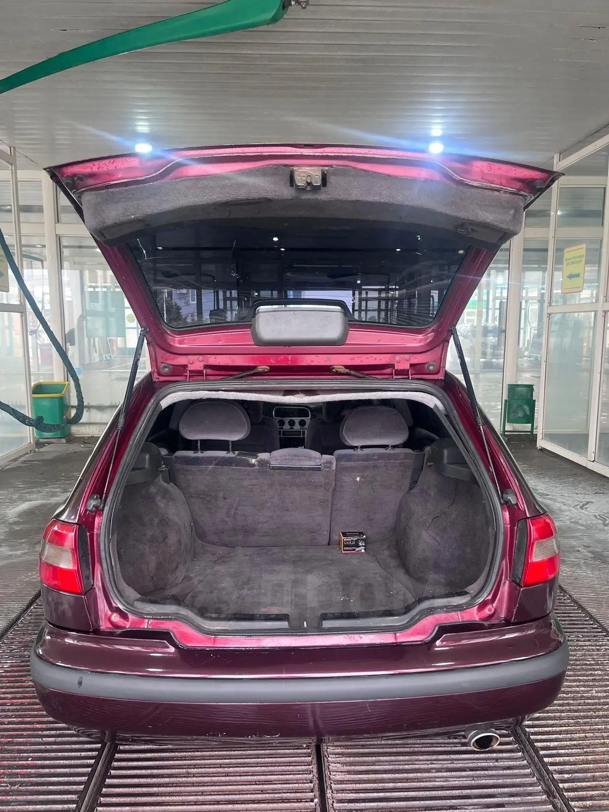 2PCS Back Door Stay For Volvo V40 (VW) Estate/Wagon 1995 1996-2004 602MM Rear Tailgate Boot Gas Spring Struts Prop Lift Support
2PCS Back Door Stay For Volvo V40 (VW) Estate/Wagon 1995 1996-2004 602MM Rear Tailgate Boot Gas Spring Struts Prop Lift Support