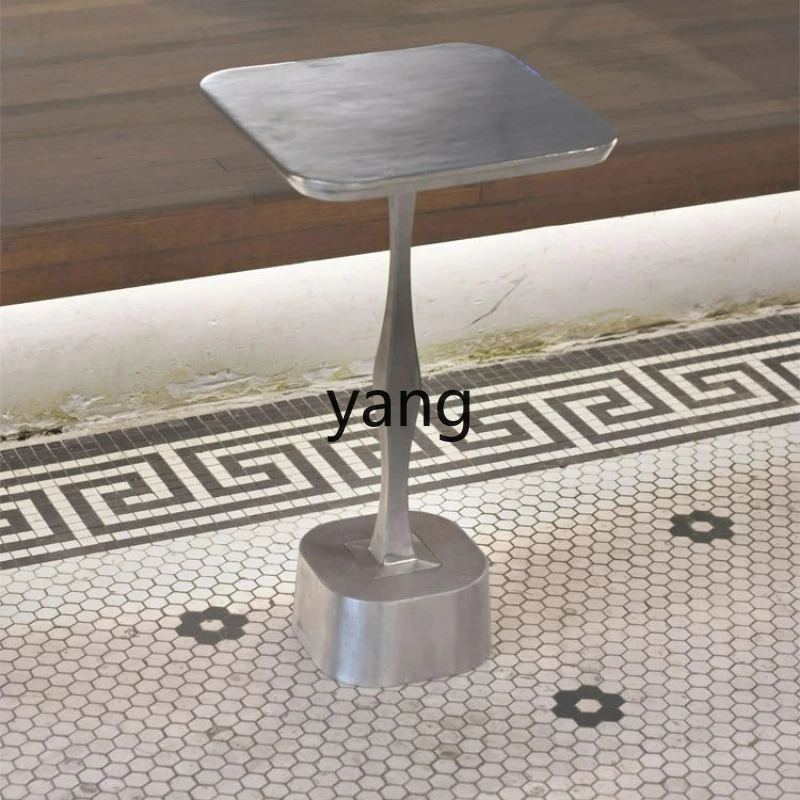 LTT bedside table minimalist creative industrial style personalized metal coffee table side table
LTT bedside table minimalist creative industrial style personalized metal coffee table side table