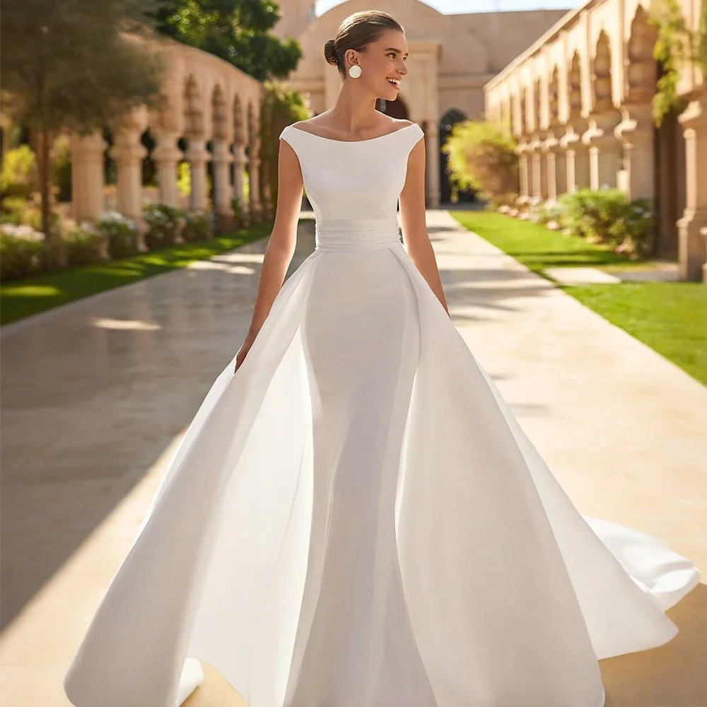 Customized Classic 2-in-1 Satin Wedding Dresses with Flower Waist Boat Neck Elegant Minimalist Floor Length Bridal Gown for 2026
Customized Classic 2-in-1 Satin Wedding Dresses with Flower Waist Boat Neck Elegant Minimalist Floor Length Bridal Gown for 2026