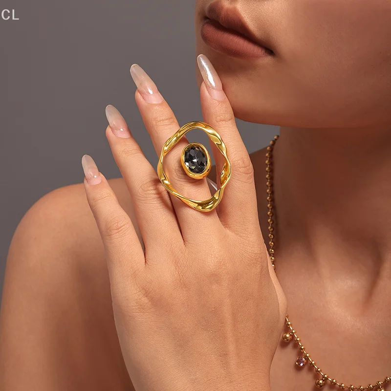 Irregular Twist Geometric Hyperbole Ring With Large Rhinestone For Women 18k Gold Plated Waterproof Women's Aesthetic Rings
Irregular Twist Geometric Hyperbole Ring With Large Rhinestone For Women 18k Gold Plated Waterproof Women's Aesthetic Rings