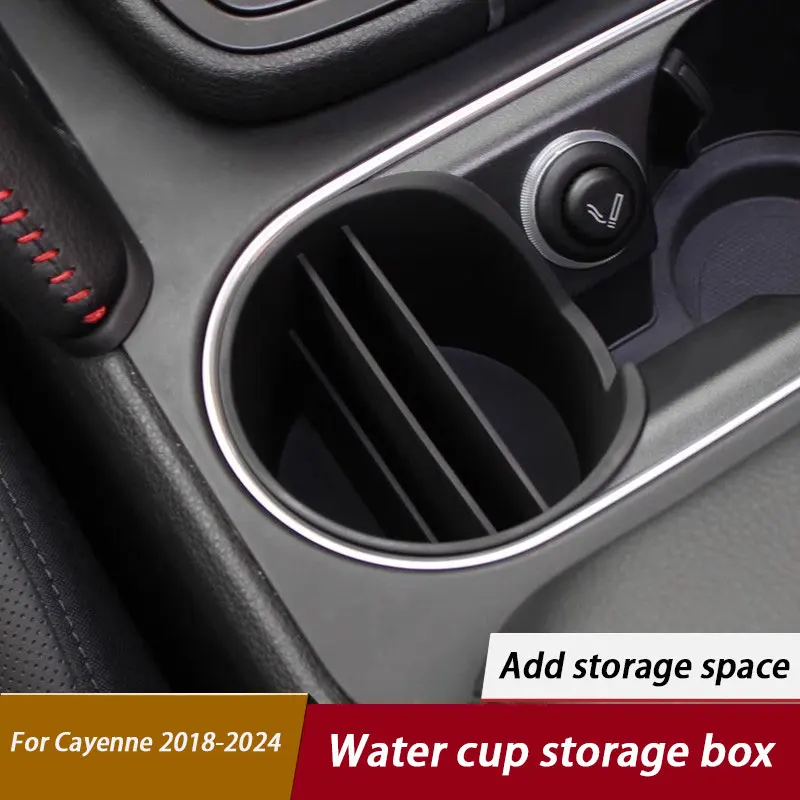 Украшение интерьера автомобиля, держатель для стакана с водой, ящик для хранения мобильного телефона для Porsche Cayenne 92A 9YA 2018 2019 2020 2023 2024
Украшение интерьера автомобиля, держатель для стакана с водой, ящик для хранения мобильного телефона для Porsche Cayenne 92A 9YA 2018 2019 2020 2023 2024