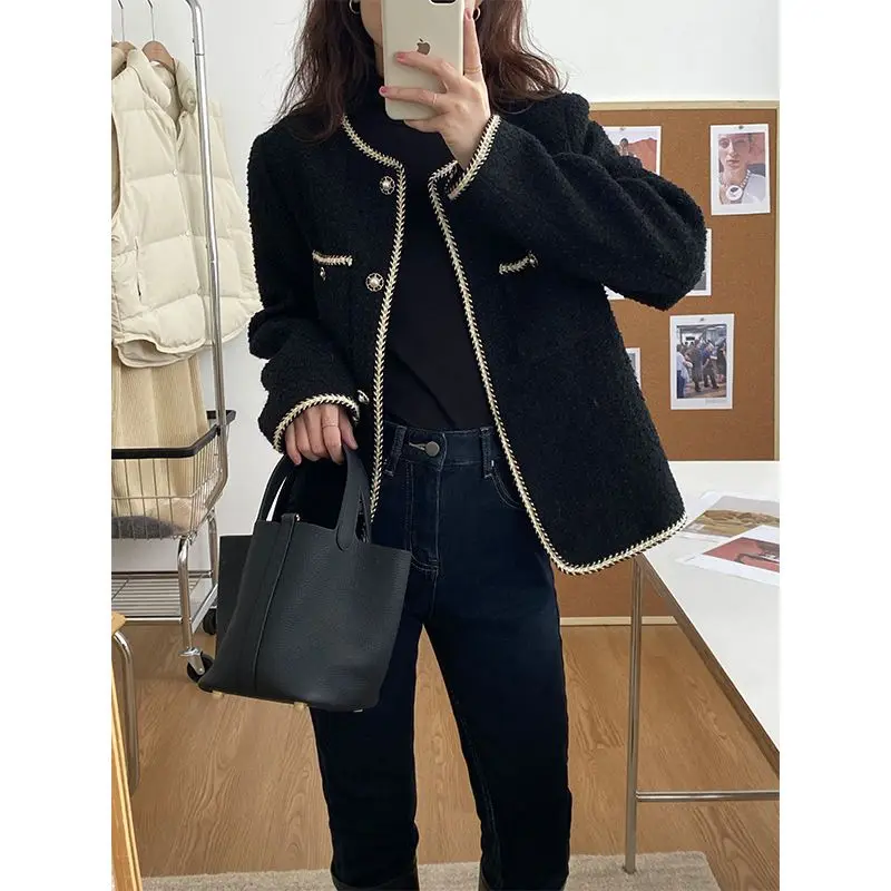 2024 Spring Autumn Women Fashion Long Sleeve Loose Coat Female O Neck Short Outerwear Ladies Solid Color Buttons Jackets R814
2024 Spring Autumn Women Fashion Long Sleeve Loose Coat Female O Neck Short Outerwear Ladies Solid Color Buttons Jackets R814