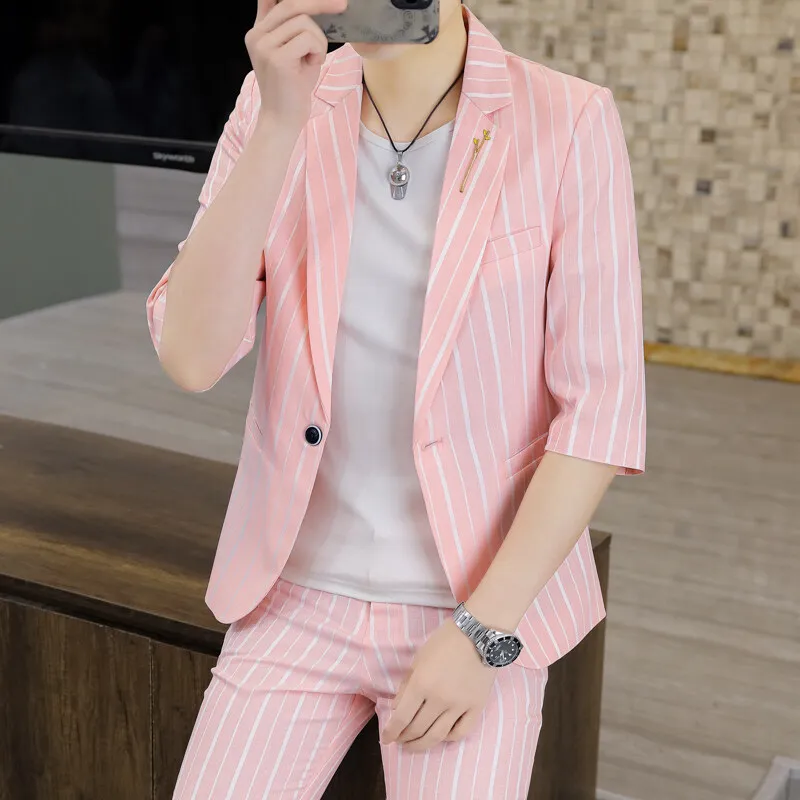 Stylish coat for men, casual and fashionable men's suit set, spring and summer Korean-style fitted striped suit, high-end fabric
Stylish coat for men, casual and fashionable men's suit set, spring and summer Korean-style fitted striped suit, high-end fabric
