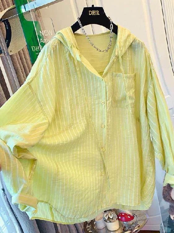 plus Size Women's Casual Striped Hooded Shirt Thin Outerwear Summer Anti-Uv Loose Fit Long Sleeve Korean Style Polyester Fiber
plus Size Women's Casual Striped Hooded Shirt Thin Outerwear Summer Anti-Uv Loose Fit Long Sleeve Korean Style Polyester Fiber