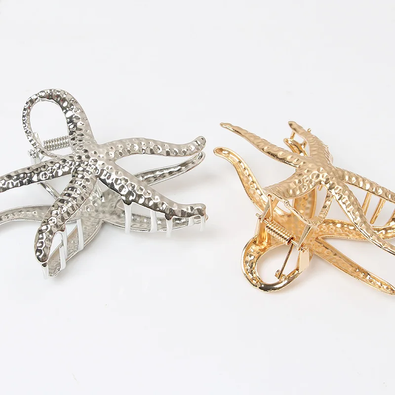 1pc Starfish Clip Simple and Unique New Design Shark Clip for The Back of The Head, High-end Hair Accessory.
1pc Starfish Clip Simple and Unique New Design Shark Clip for The Back of The Head, High-end Hair Accessory.