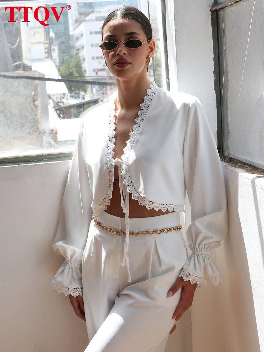 TTQV Sexy Loose White Women's Shirt 2026 Fashion V-Neck Long Sleeve Blouse Elegant Lace Spliced Lace-Up Top Female Clothing
TTQV Sexy Loose White Women's Shirt 2026 Fashion V-Neck Long Sleeve Blouse Elegant Lace Spliced Lace-Up Top Female Clothing