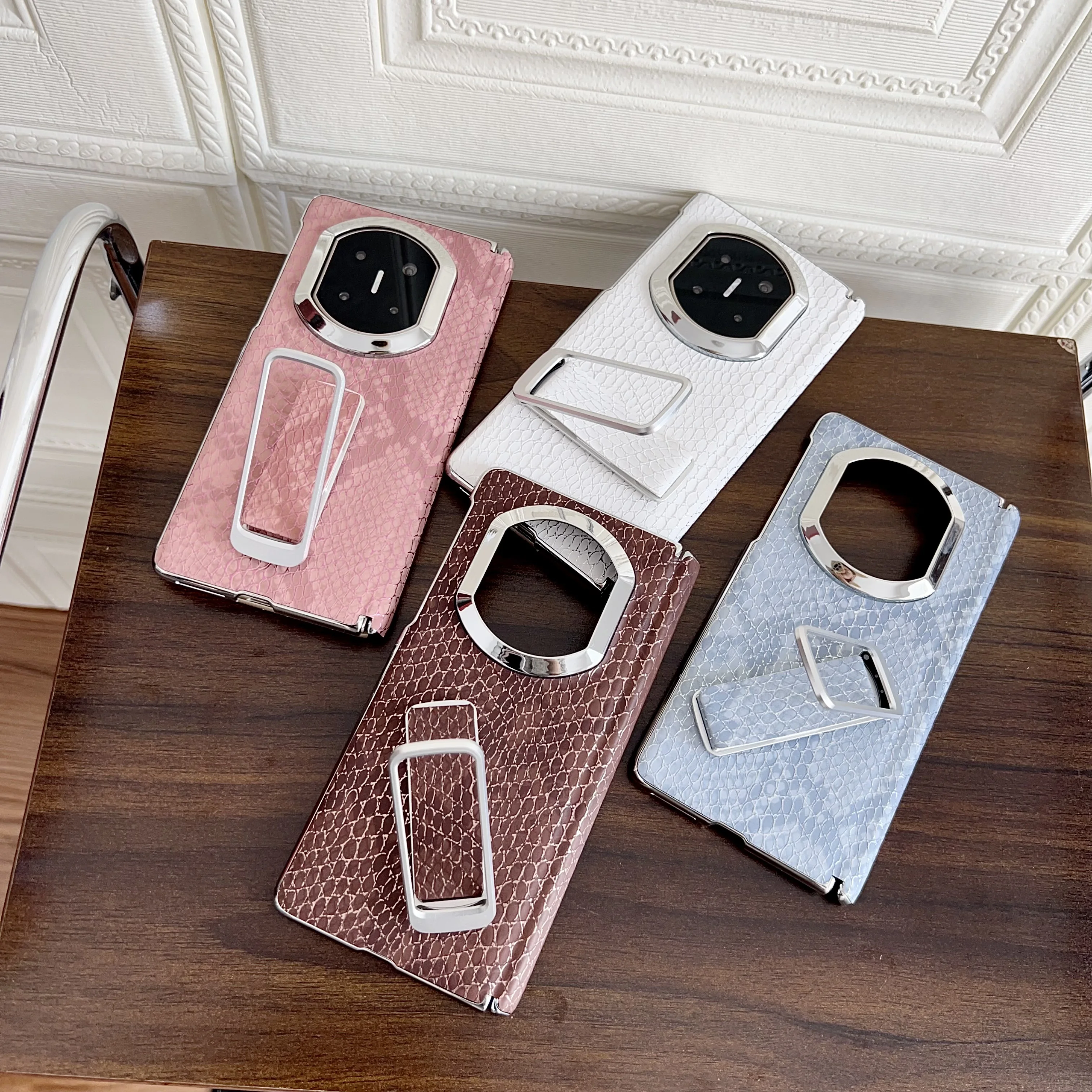 Central-axis magnetic snake-pattern faux leather case for Huawei Mate X7, with 270-degree wrist strap stand, shockproof
Central-axis magnetic snake-pattern faux leather case for Huawei Mate X7, with 270-degree wrist strap stand, shockproof