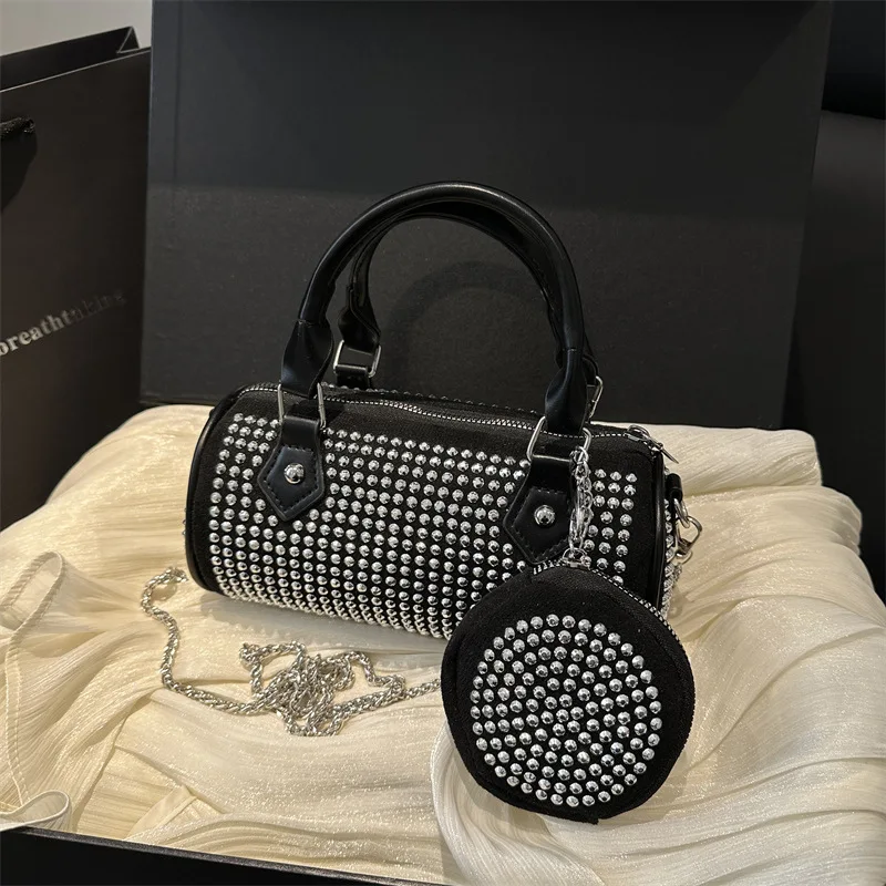 Rivet Decor Cylindrical Bag With Women Small Round Bag New Trend Versatile Zipper Design Chain Crossbody Shiny Diamond Handbag
Rivet Decor Cylindrical Bag With Women Small Round Bag New Trend Versatile Zipper Design Chain Crossbody Shiny Diamond Handbag