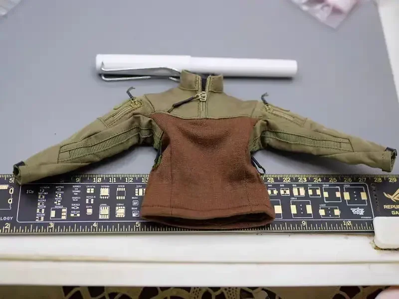 ES26030C Верх из мягкой оболочки 1/6 для 12-дюймового мужского штурмового спектра «Замороженная ночь»
ES26030C Верх из мягкой оболочки 1/6 для 12-дюймового мужского штурмового спектра «Замороженная ночь»