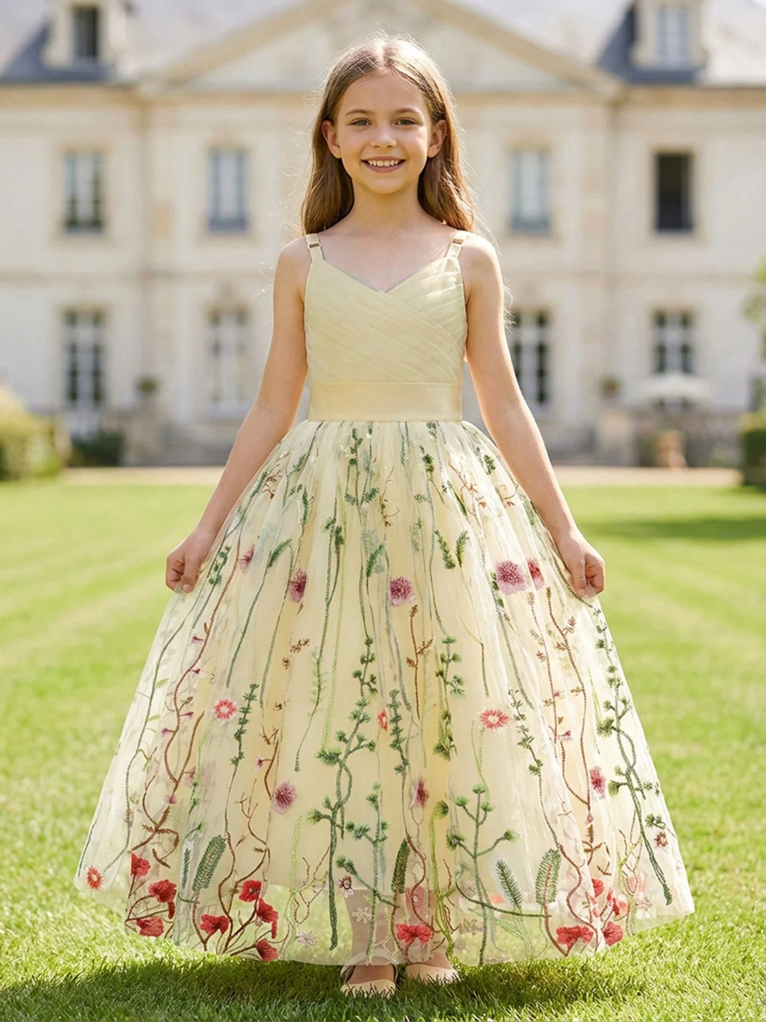 Floral Embroidered Tulle Ball Gown A-Line Dress With Spaghetti Strap
Floral Embroidered Tulle Ball Gown A-Line Dress With Spaghetti Strap