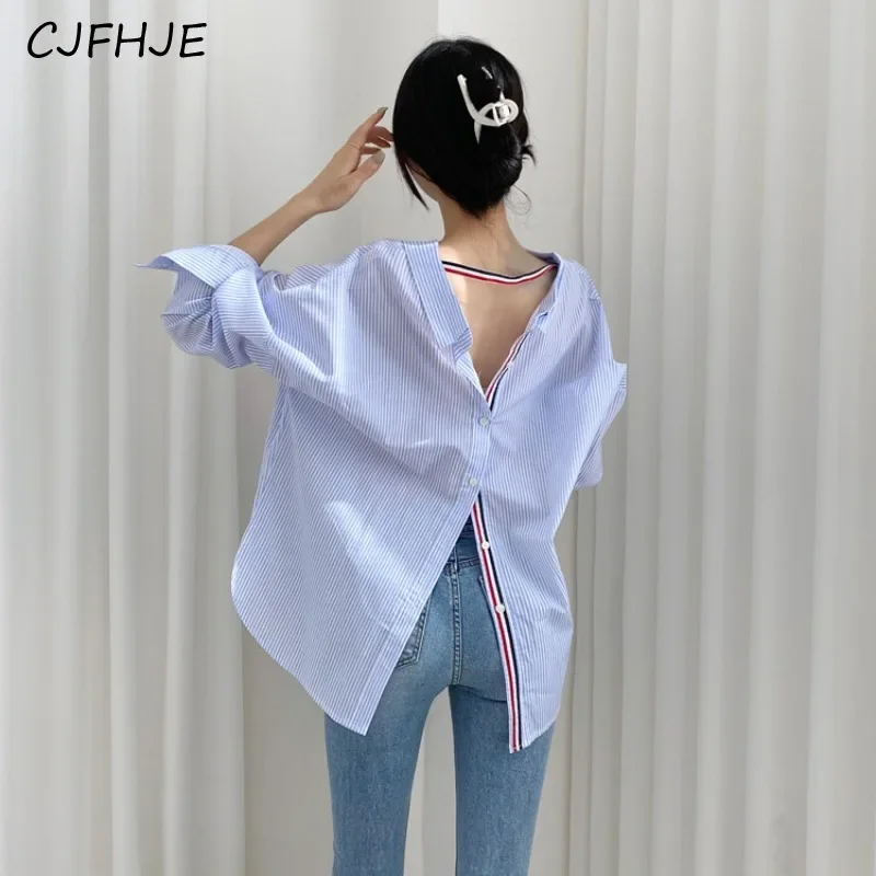 CJFHJE Korean Early Spring Square Neck Contrasting Striped Shirt New Fashion Design Loose Front Back Long Sleeved Women Shirt
CJFHJE Korean Early Spring Square Neck Contrasting Striped Shirt New Fashion Design Loose Front Back Long Sleeved Women Shirt