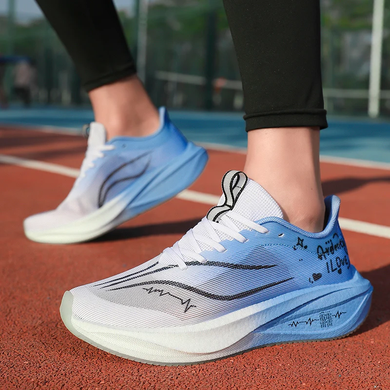 Новые кроссовки для бега и марафонского спорта, сетчатая ткань с настоящей карбоновой пластиной, мужская и женская походная обувь 2025 года, мужская
Новые кроссовки для бега и марафонского спорта, сетчатая ткань с настоящей карбоновой пластиной, мужская и женская походная обувь 2025 года, мужская