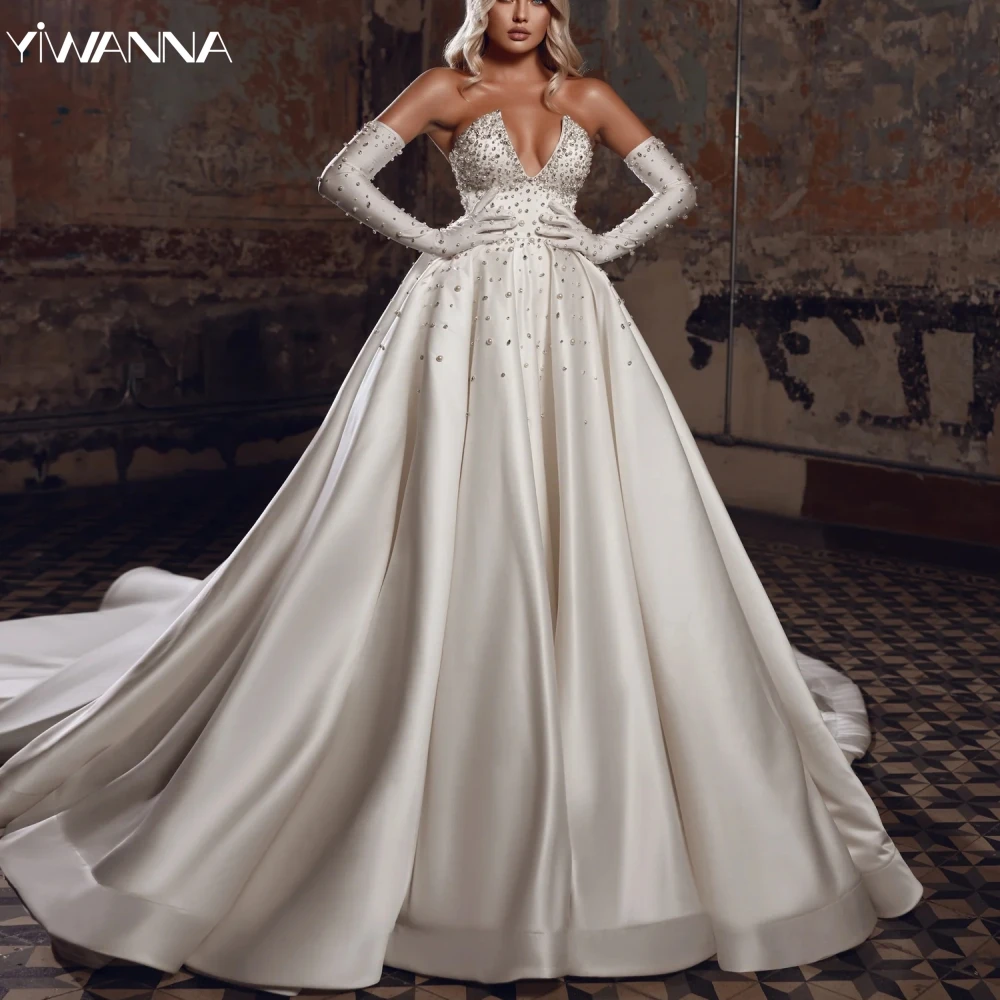 Sexy Deep V-neck Sleeveless Bridal Dress Sparkly Pearls Crystal Wedding Gown 2024 Luxury Satin Long Bride Robe Vestido De Novia
Sexy Deep V-neck Sleeveless Bridal Dress Sparkly Pearls Crystal Wedding Gown 2024 Luxury Satin Long Bride Robe Vestido De Novia