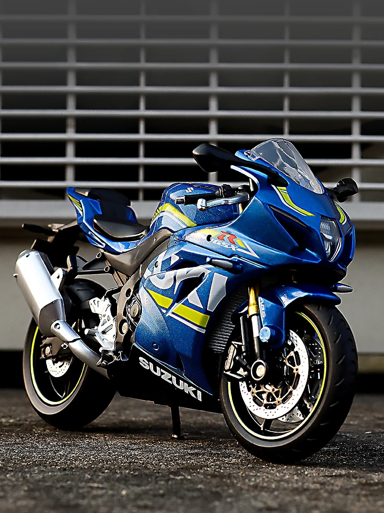 1:12 SUZUKI GSX-R1000R Alloy Racing Motorcycle Model Simulation Metal Street Cross-Country Motorcycle Model Collection Kid Gifts
1:12 SUZUKI GSX-R1000R Alloy Racing Motorcycle Model Simulation Metal Street Cross-Country Motorcycle Model Collection Kid Gifts