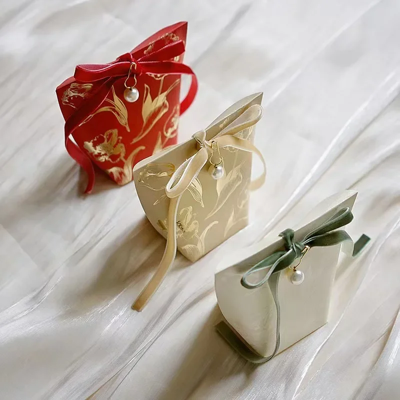 30pcs French White Candy Box Newlywed Gift Box European Style Wedding Candy Small Paper Bag Gift Box Candy Gift Box Packaging
30pcs French White Candy Box Newlywed Gift Box European Style Wedding Candy Small Paper Bag Gift Box Candy Gift Box Packaging