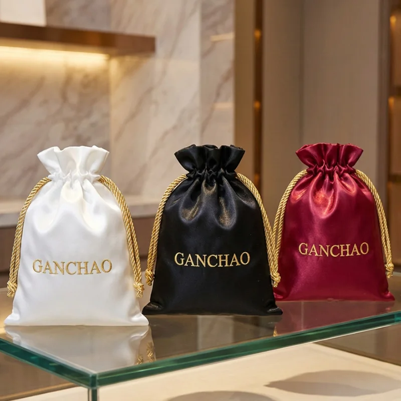 Luxury Silk Satin Gift Drawstring Bag Bulk Custom Logo Beauty Makeup Packaging Pouch
Luxury Silk Satin Gift Drawstring Bag Bulk Custom Logo Beauty Makeup Packaging Pouch