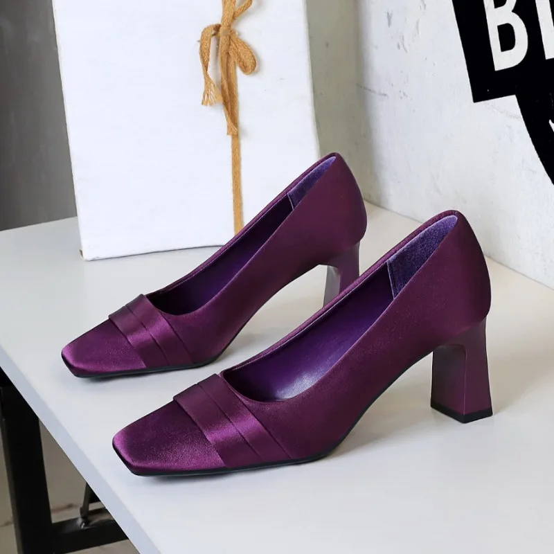 BIGTREE Banquet Dress Bridesmaid High Heels Women New Fashion Shallow Mouth Silk 7CM Square Heel Square Head Solid Women's Shoes
BIGTREE Banquet Dress Bridesmaid High Heels Women New Fashion Shallow Mouth Silk 7CM Square Heel Square Head Solid Women's Shoes