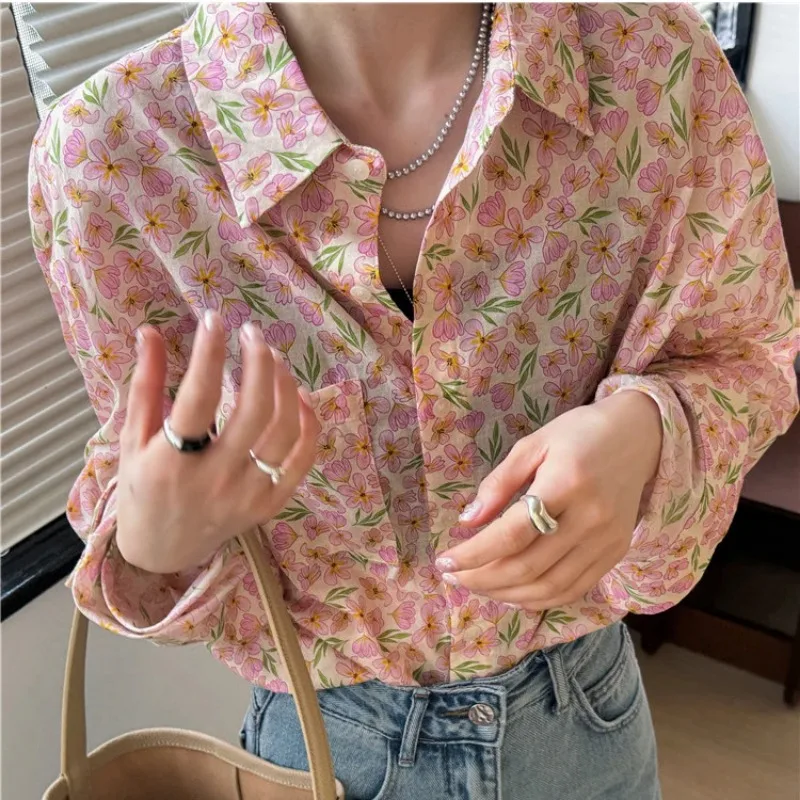 Vintage Floral Printed Lapel Long Sleeve Loose Fashion Casual Commute Women Shirts
Vintage Floral Printed Lapel Long Sleeve Loose Fashion Casual Commute Women Shirts
