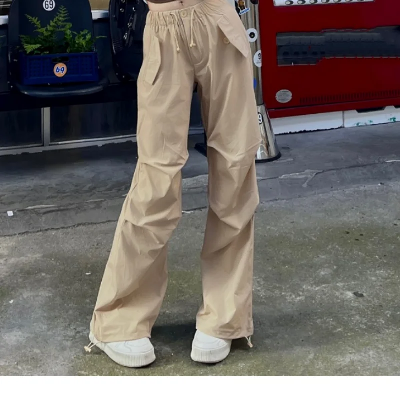 Women's Khaki Vintage Baggy Cargo Wide Leg Pants Fashion Pocket High Waist Straight Pants Street Mopping Trouser Ladies Summer
Women's Khaki Vintage Baggy Cargo Wide Leg Pants Fashion Pocket High Waist Straight Pants Street Mopping Trouser Ladies Summer