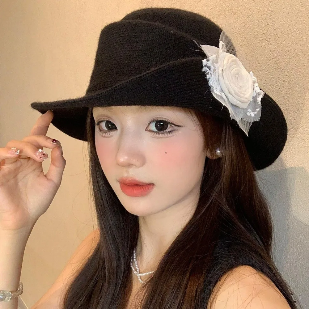Retro Floral Hepburn Style Topper Hat Lace French Style Black Knitted Hat Woolen Wide Brim Women Fisherman Hat Church
Retro Floral Hepburn Style Topper Hat Lace French Style Black Knitted Hat Woolen Wide Brim Women Fisherman Hat Church
