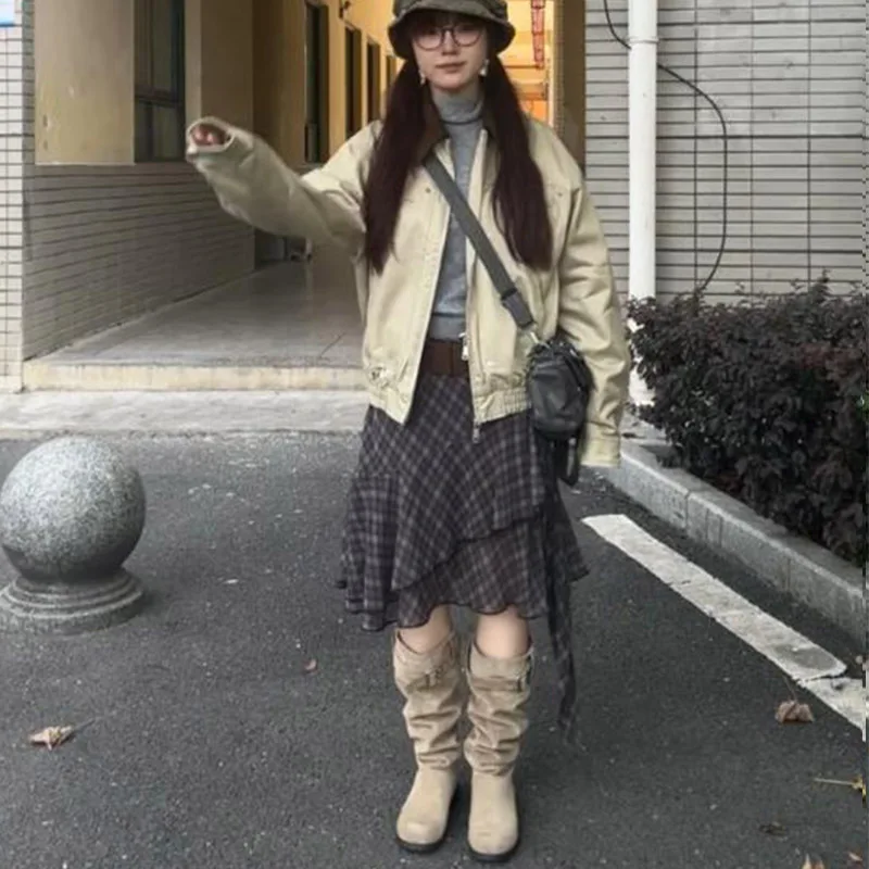 Юбка с высокой талией в клетку для женщин: весенне-летний и осенний сезонный дизайн, А-силуэт, повседневная, элегантная, облегающая.
Юбка с высокой талией в клетку для женщин: весенне-летний и осенний сезонный дизайн, А-силуэт, повседневная, элегантная, облегающая.