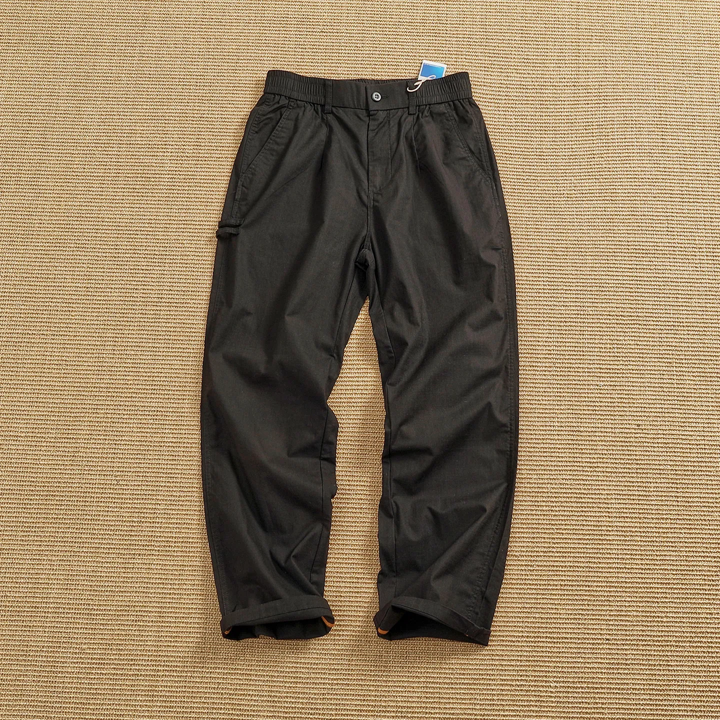 Retro elastic waist casual pants high elastic breathable cotton commuter trousers for men
Retro elastic waist casual pants high elastic breathable cotton commuter trousers for men