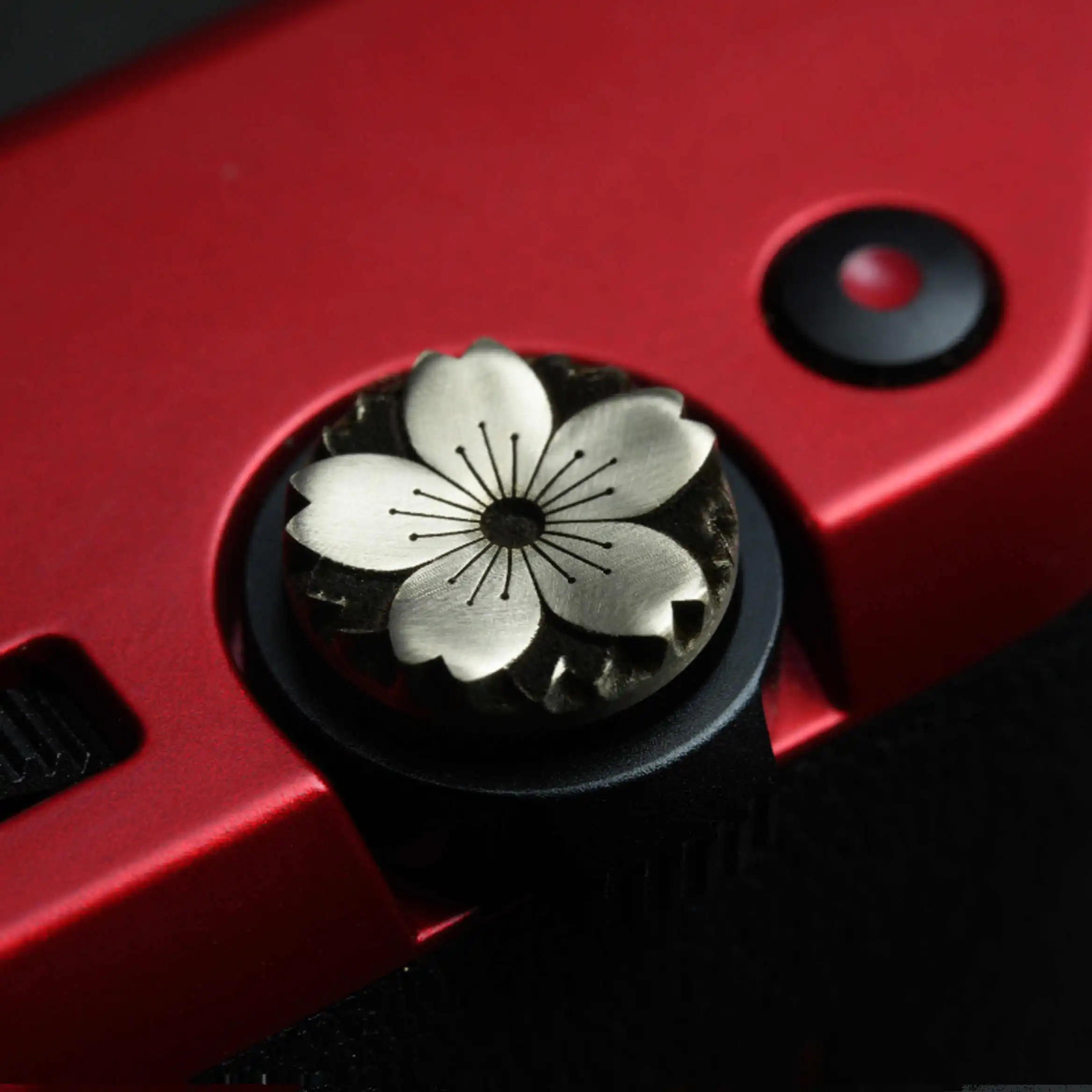 1pc Brass Shutter Release Button for XIAOMI 17/15Ultra 15 Ultra Mobile Camera Grip Shoot Accessories
1pc Brass Shutter Release Button for XIAOMI 17/15Ultra 15 Ultra Mobile Camera Grip Shoot Accessories