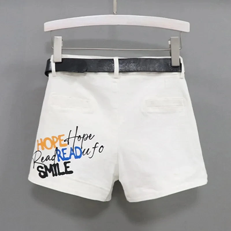 Printed Letter Denim Shorts Women's 2023 Spring/Summer New Korean Fashion Slim Elastic A-line Hot Pants Female Casual Shorts
Printed Letter Denim Shorts Women's 2023 Spring/Summer New Korean Fashion Slim Elastic A-line Hot Pants Female Casual Shorts