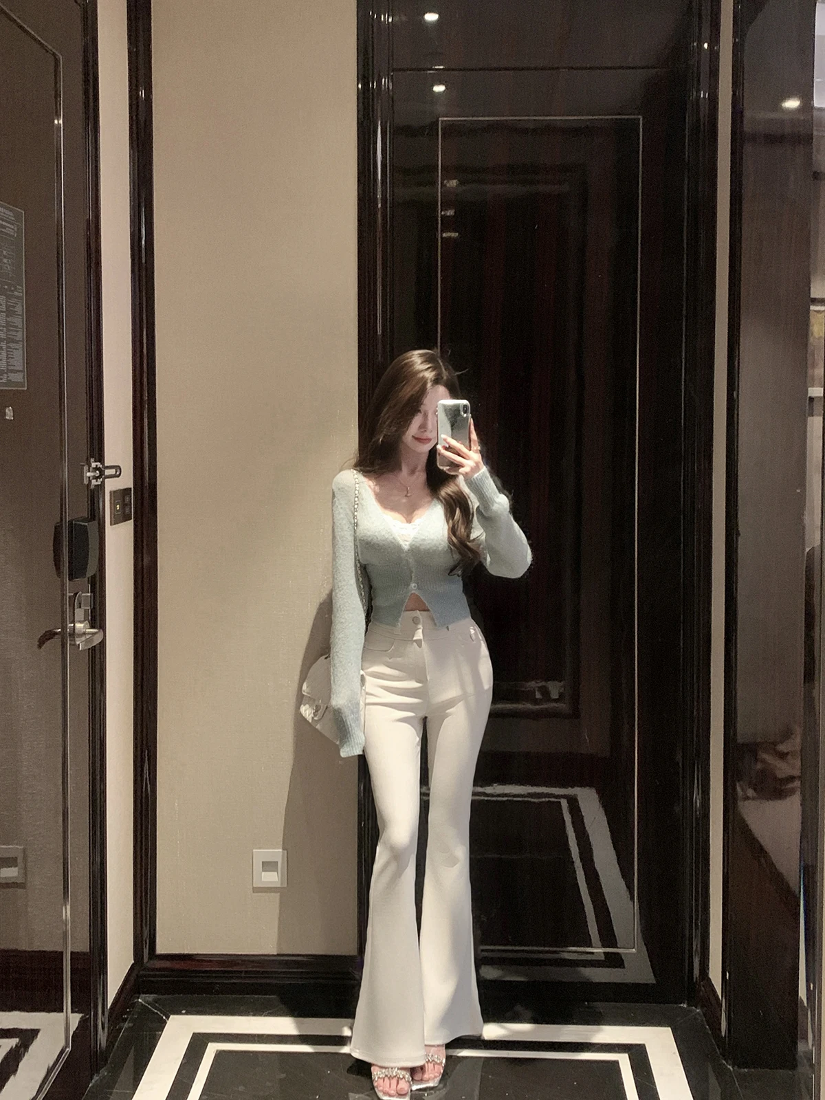 Белые леггинсы JustQin Ice Oxygen, осень 2022, повседневные утягивающие брюки, женские брюки-колокольчики с высокой талией, сексуальные брюки, другой материал
Белые леггинсы JustQin Ice Oxygen, осень 2022, повседневные утягивающие брюки, женские брюки-колокольчики с высокой талией, сексуальные брюки, другой материал