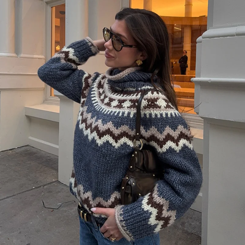 Ретро-свитер в разноцветную полоску, теплый, модный, с длинными рукавами, вязаный, с высоким воротом, пуловер в стиле High Street, женская одежда для повседневной носки
Ретро-свитер в разноцветную полоску, теплый, модный, с длинными рукавами, вязаный, с высоким воротом, пуловер в стиле High Street, женская одежда для повседневной носки