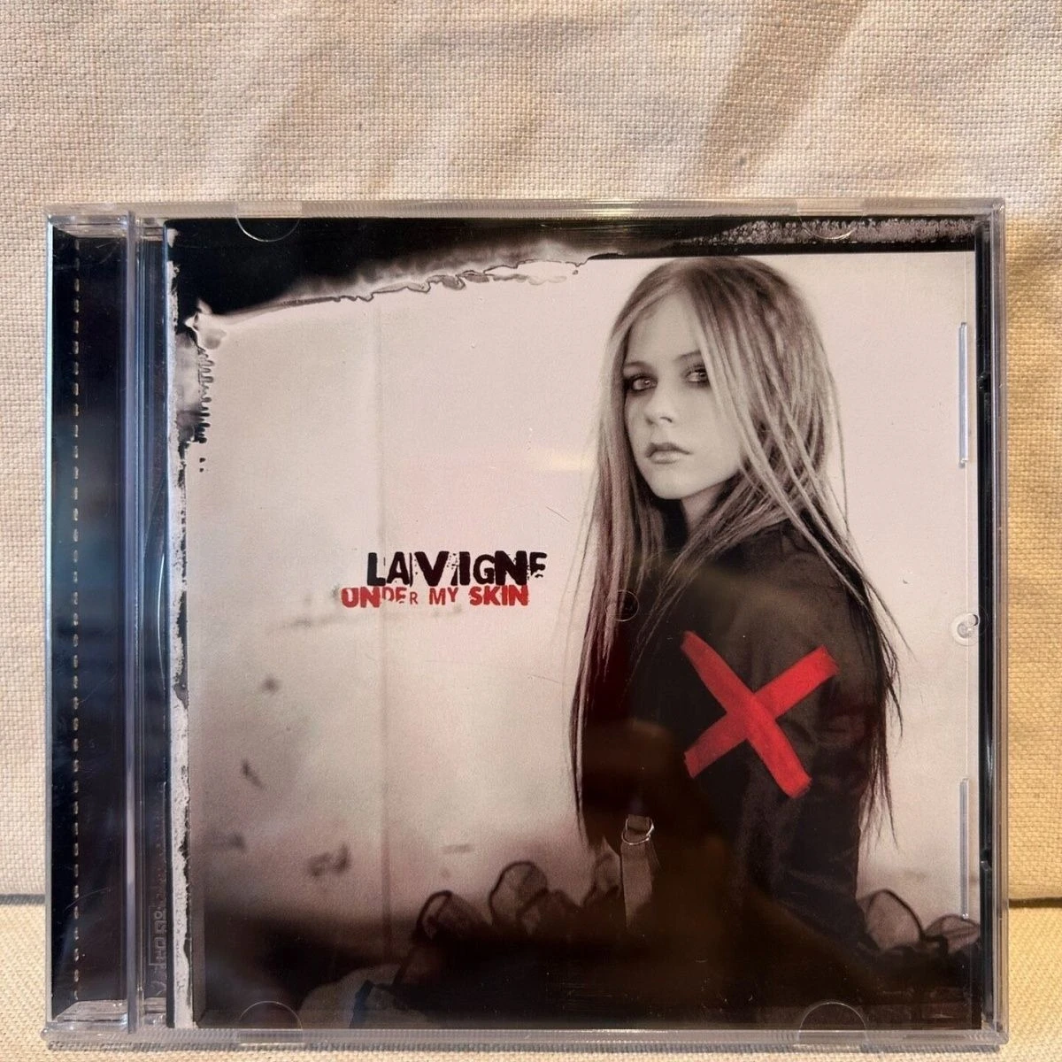 Lavigne Under My Skin CD Pop Punk Pop Rock Teen Pop Music Album Classic Pop Record Avr
Lavigne Under My Skin CD Pop Punk Pop Rock Teen Pop Music Album Classic Pop Record Avr