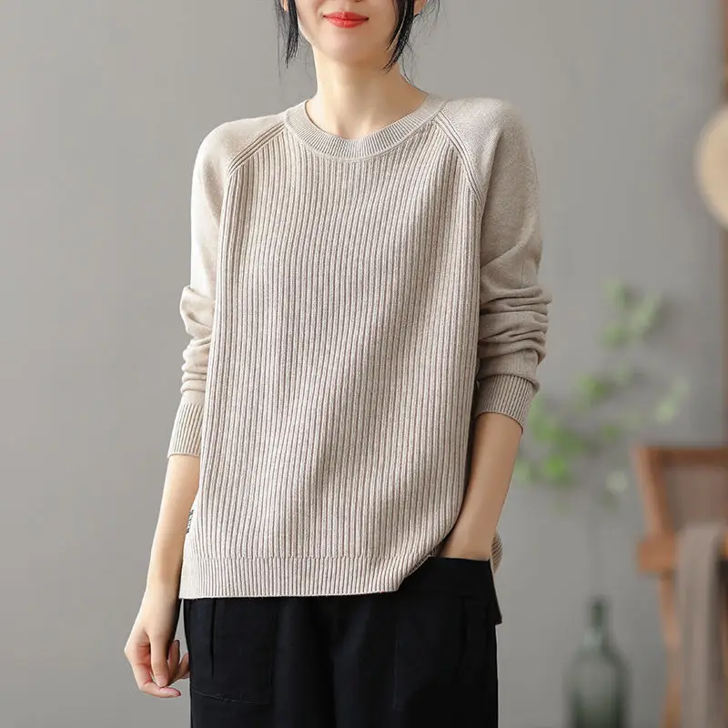 Spring and Autumn Women's Solid Color Panel Round Neck Long Sleeve Loose Knitted Sweaters Jumpers Plus Size Fashion Casual Tops
Spring and Autumn Women's Solid Color Panel Round Neck Long Sleeve Loose Knitted Sweaters Jumpers Plus Size Fashion Casual Tops