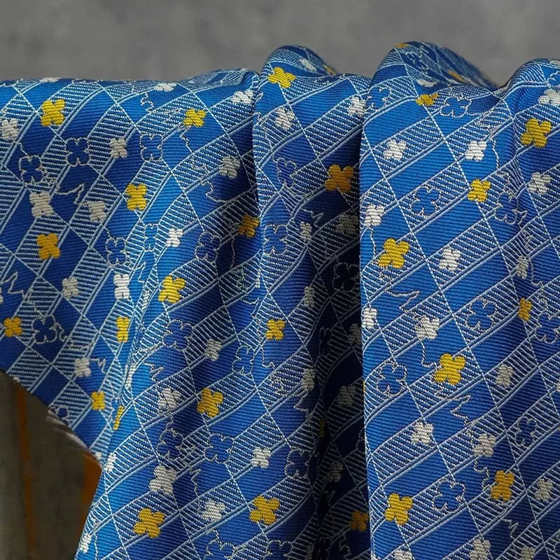 Clover Check Decorative Jacquard Fabric for Fashion Dress Vest Coat Cushion Design Cloth Diy Per Meter Sewing Material
Clover Check Decorative Jacquard Fabric for Fashion Dress Vest Coat Cushion Design Cloth Diy Per Meter Sewing Material