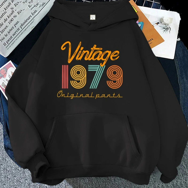 Premium hoodie New Autumn And Winter Fashion Long Sleeve Funny Vintage 1979 Printed Hoodies Casual Loose Sweatshirt Oversized
Premium hoodie New Autumn And Winter Fashion Long Sleeve Funny Vintage 1979 Printed Hoodies Casual Loose Sweatshirt Oversized