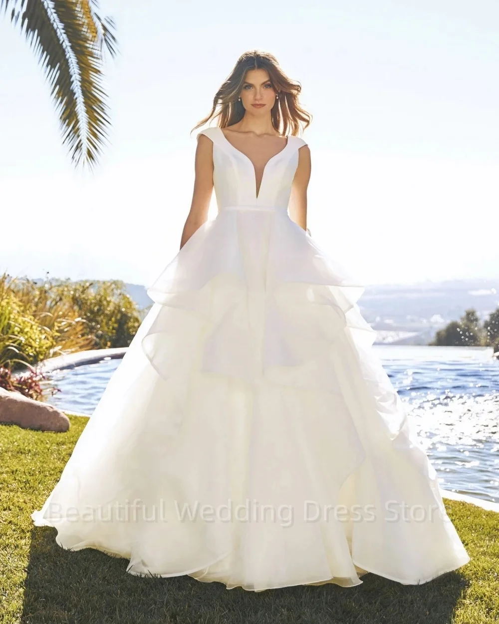 Graceful Sexy White Deep V-neck Backless Bride Robe Simple Short Sleeve Bridal Gown A-line Long Wedding Dress Robe De Mariée
Graceful Sexy White Deep V-neck Backless Bride Robe Simple Short Sleeve Bridal Gown A-line Long Wedding Dress Robe De Mariée