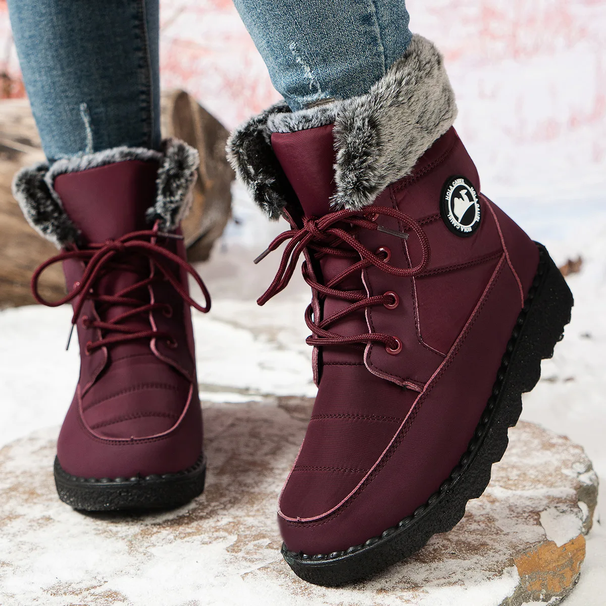 Women's boots, large-sized fashionable cotton boots, thick-soled height-increasing long boots, cold-proof and warm snow boots
Women's boots, large-sized fashionable cotton boots, thick-soled height-increasing long boots, cold-proof and warm snow boots