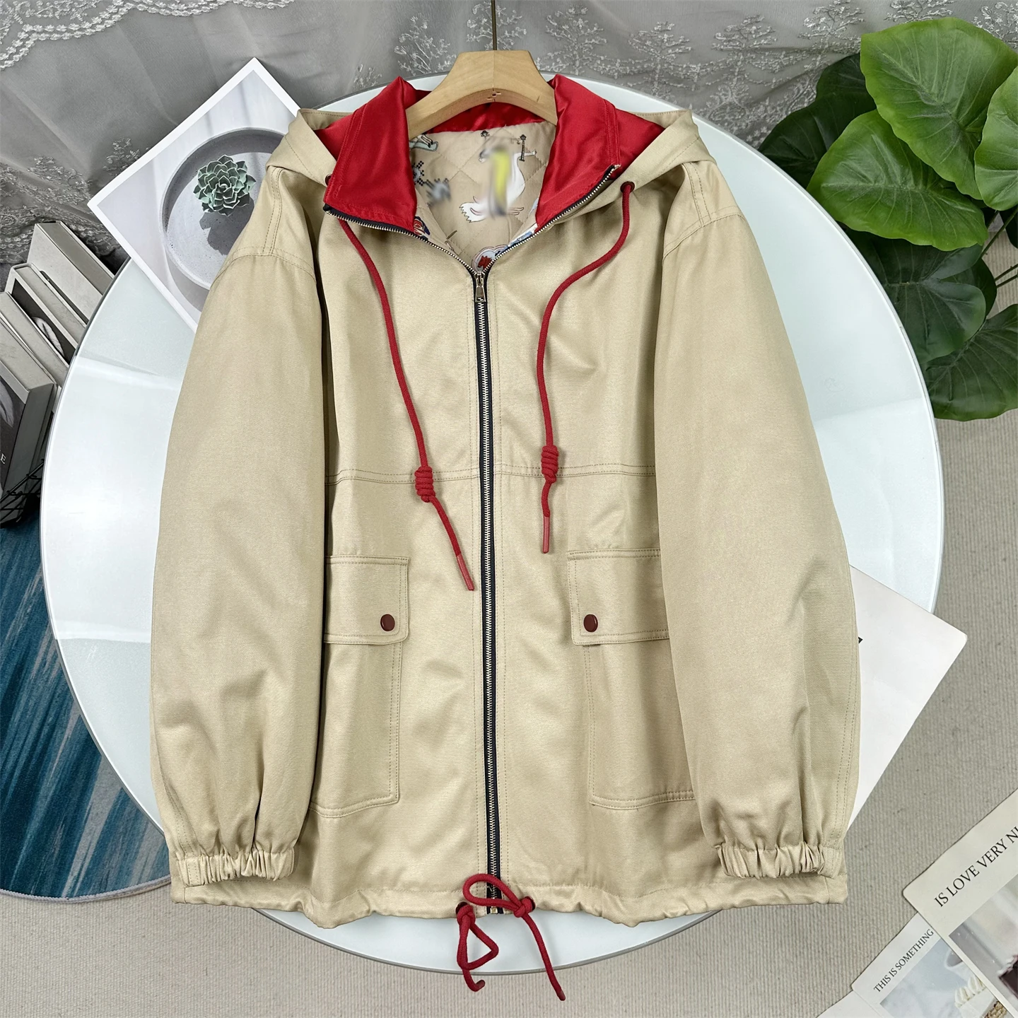 Spring 2026 New Style Women's Hooded Cotton Jacket Large Pocket Color Block Workwear Style Coat Casual Comfortable Long Sleeve
Spring 2026 New Style Women's Hooded Cotton Jacket Large Pocket Color Block Workwear Style Coat Casual Comfortable Long Sleeve