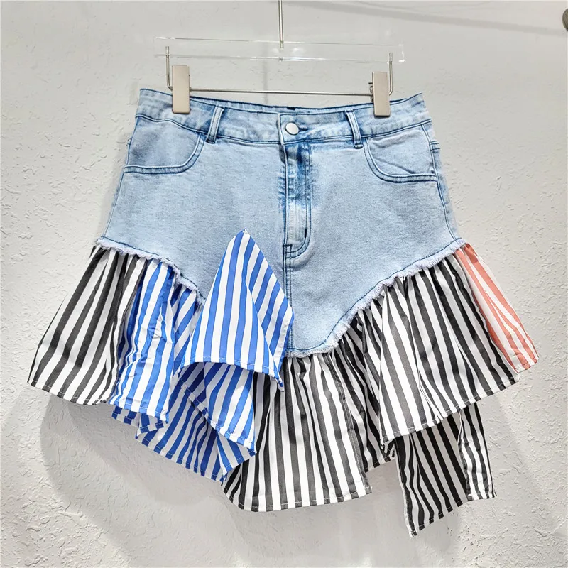 SuperAen 2024 Summer American Streak Patchwork Denim Skirt Women's Irregular Girl Vintage Short Skirt
SuperAen 2024 Summer American Streak Patchwork Denim Skirt Women's Irregular Girl Vintage Short Skirt