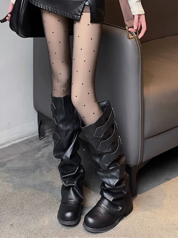 Black Soft Leather High Top Boots Women's Belt Buckle Tube Boots Vintage Long Boots Fashionable round Toe Platform Heels
Black Soft Leather High Top Boots Women's Belt Buckle Tube Boots Vintage Long Boots Fashionable round Toe Platform Heels