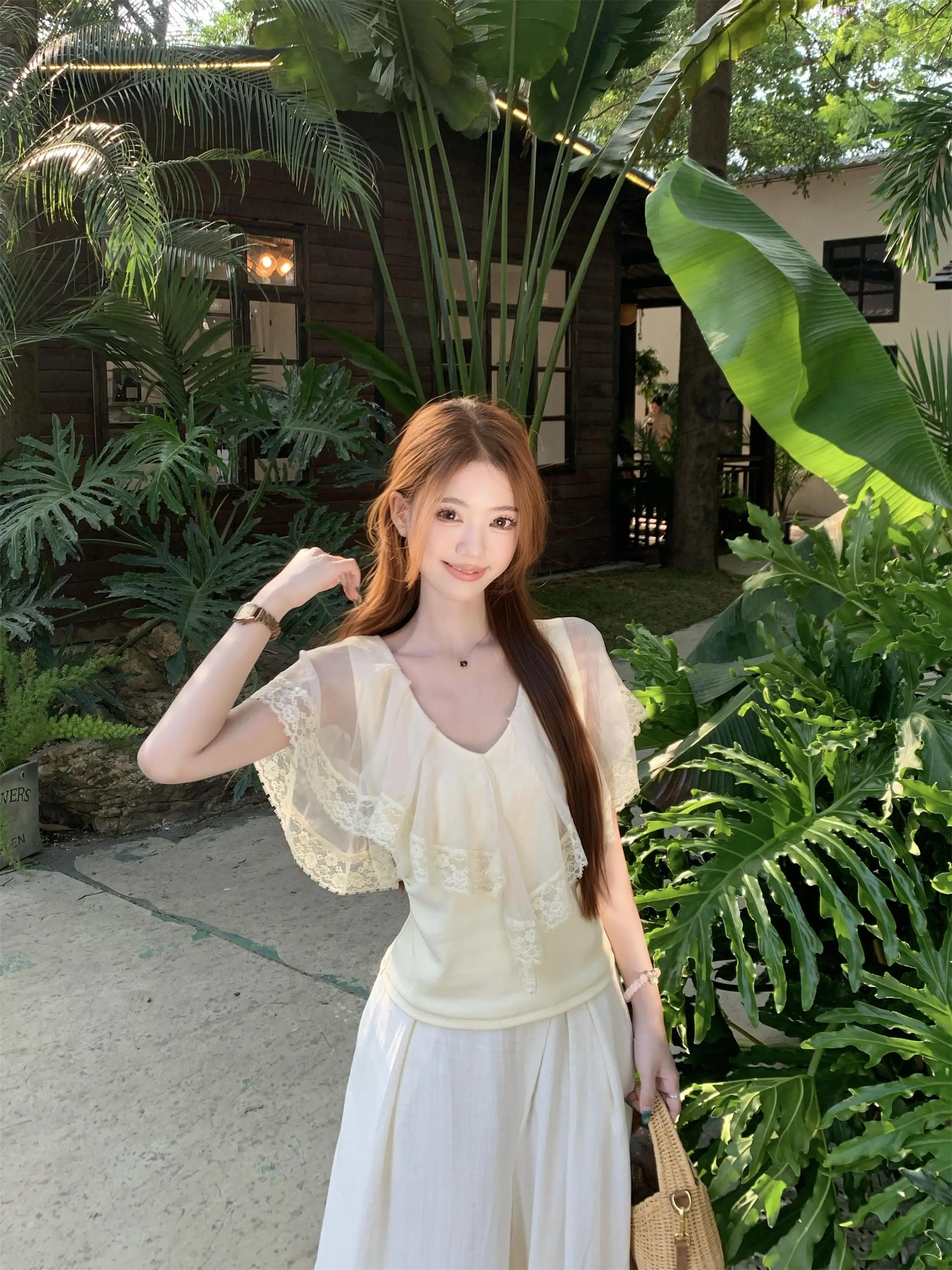 Kumikumi New Style Casual Loose Lace Splicing Shirt Women's Summer Slimming Casual Top Pearlescent Color Breathable Comfortable
Kumikumi New Style Casual Loose Lace Splicing Shirt Women's Summer Slimming Casual Top Pearlescent Color Breathable Comfortable