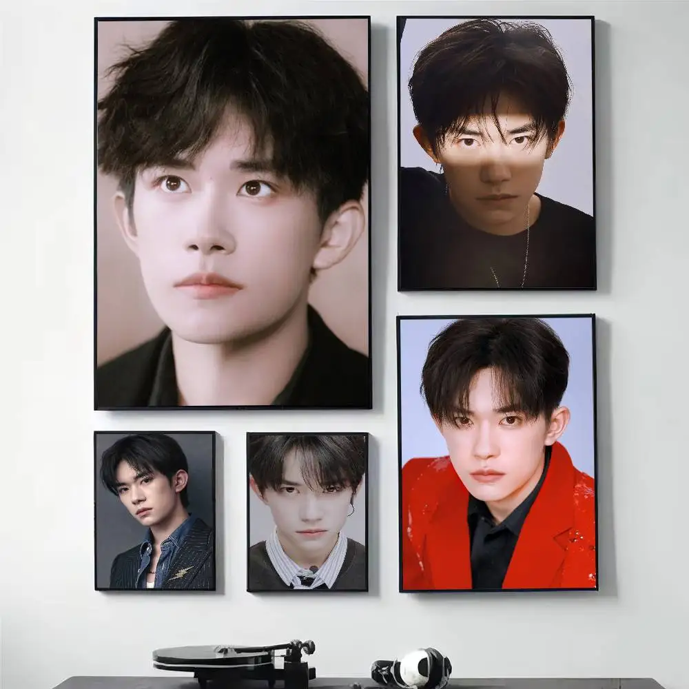 Yi Yangqianxi Jackson Yee Poster HD Self Adhesive Waterproof Wall Art Ideal for Home Office Dorm Gift
Yi Yangqianxi Jackson Yee Poster HD Self Adhesive Waterproof Wall Art Ideal for Home Office Dorm Gift