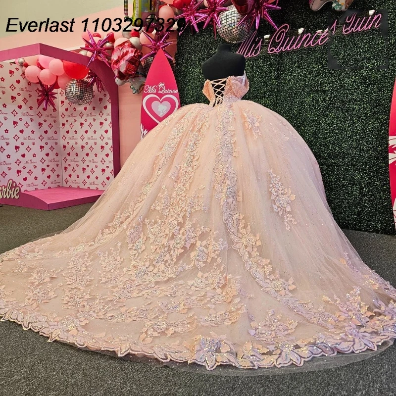 Блестящее розовое платье EVLAST для Quinceanera, бальное платье, кружевное платье с аппликацией и бисером, корсет с открытыми плечами, милое платье 16, 15 лет TQD389
Блестящее розовое платье EVLAST для Quinceanera, бальное платье, кружевное платье с аппликацией и бисером, корсет с открытыми плечами, милое платье 16, 15 лет TQD389