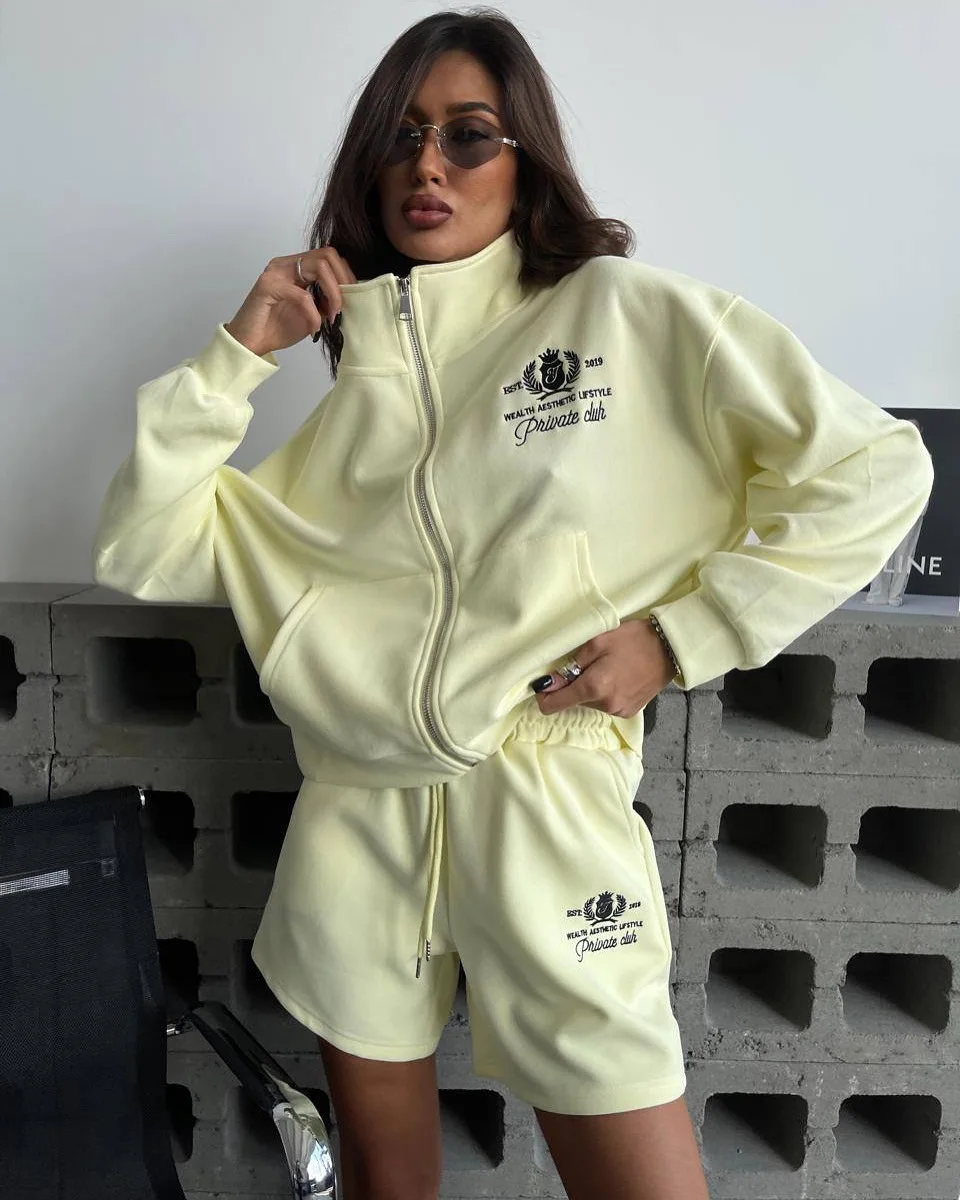 Spring Embroidery Sweatsuit Shorts Suit Women Long Sleeves Zipper Sweatsuit+high Waist Drawstring Shorts Autumn Two Piece Set
Spring Embroidery Sweatsuit Shorts Suit Women Long Sleeves Zipper Sweatsuit+high Waist Drawstring Shorts Autumn Two Piece Set
