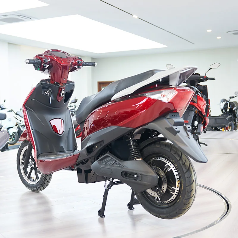12inch 72v Big Power Long Range Moto Electric Motorcycle 700W/900W 55-65km/h Speed Electric Motorcycle with High Quality
12inch 72v Big Power Long Range Moto Electric Motorcycle 700W/900W 55-65km/h Speed Electric Motorcycle with High Quality