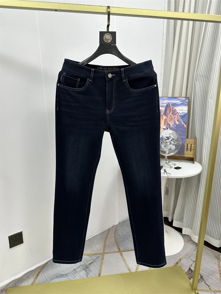 Men's Mid-Waist Straight Leg Jeans Thiened Wool Cotton Blend Stretchable Long Trousers Casual Warm Autumn Winter Jeans
Men's Mid-Waist Straight Leg Jeans Thiened Wool Cotton Blend Stretchable Long Trousers Casual Warm Autumn Winter Jeans