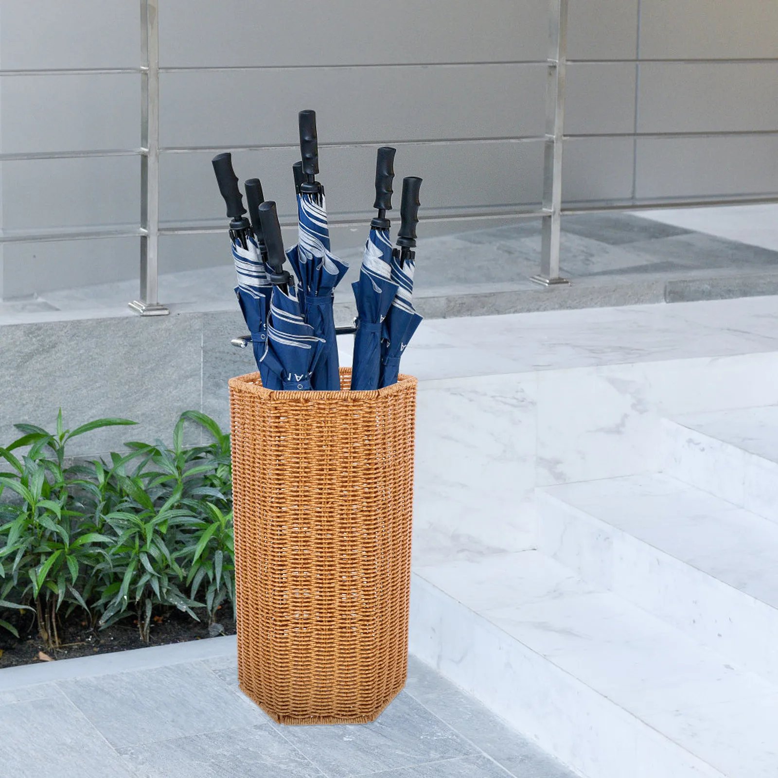 Woven Umbrella Stand Made of Iron and PP with Delicate Woven Texture Design for Indoor Entryway Hallway Home Office Cafe Yoga
Woven Umbrella Stand Made of Iron and PP with Delicate Woven Texture Design for Indoor Entryway Hallway Home Office Cafe Yoga
